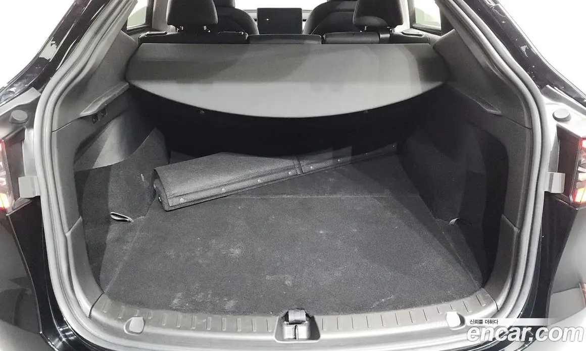 Tesla Model Y 2023 0.2 автомат (гидро), фото 25 Tesla Model Y 2023 0.2 автомат (гидро), фото 25