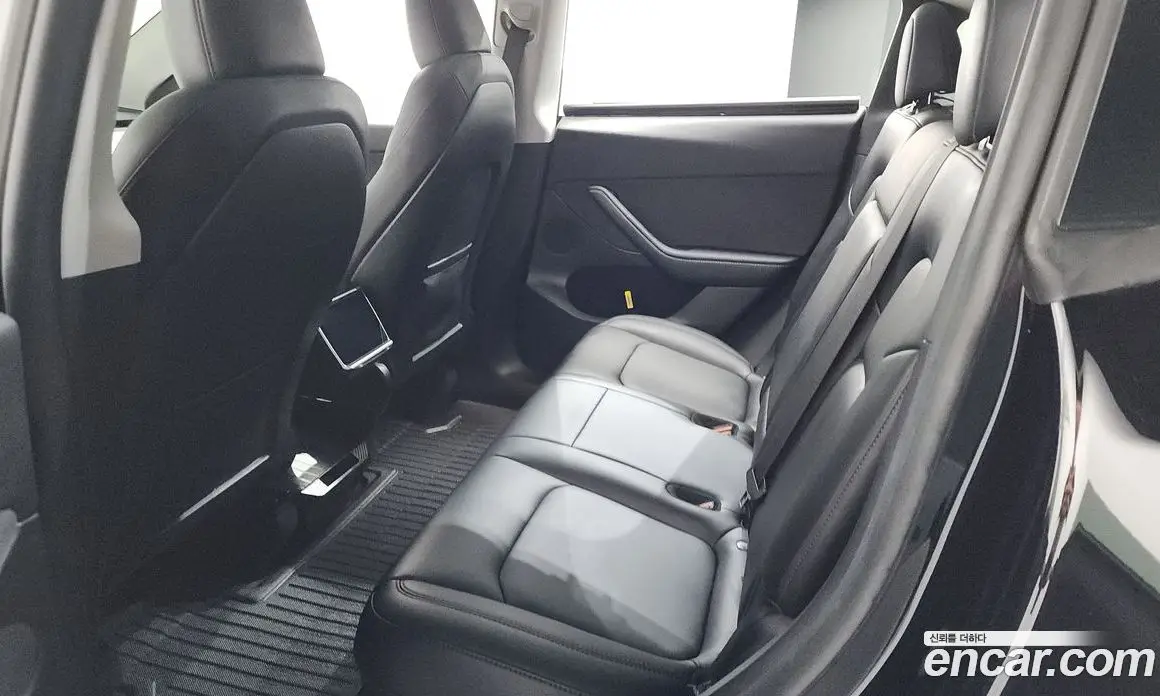 Tesla Model Y 2023 0.2 автомат (гидро), фото 26 Tesla Model Y 2023 0.2 автомат (гидро), фото 26