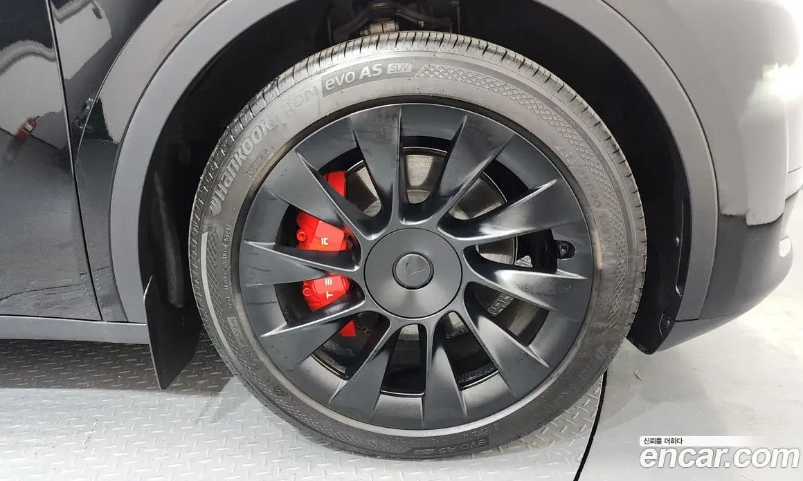 Tesla Model Y 2023 0.2 автомат (гидро), фото 7 Tesla Model Y 2023 0.2 автомат (гидро), фото 7