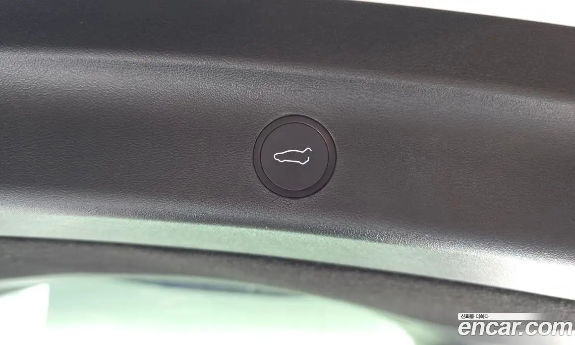 Tesla Model Y 2024 0.2 автомат (гидро), фото 21 Tesla Model Y 2024 0.2 автомат (гидро), фото 21