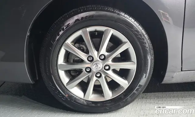 Toyota Camry 2010 2.4 автомат (гидро), миниатюра 5 Toyota Camry 2010 2.4 автомат (гидро), миниатюра 5