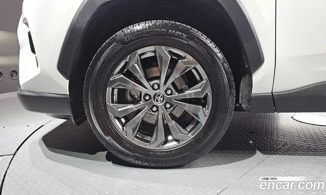 Toyota RAV4 2022 2.5 автомат (гидро), миниатюра 5 Toyota RAV4 2022 2.5 автомат (гидро), миниатюра 5
