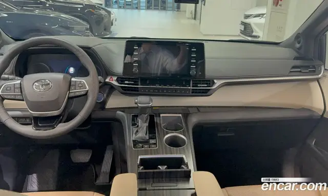 Toyota Sienna 2023 2.5 автомат (вариатор), миниатюра 7