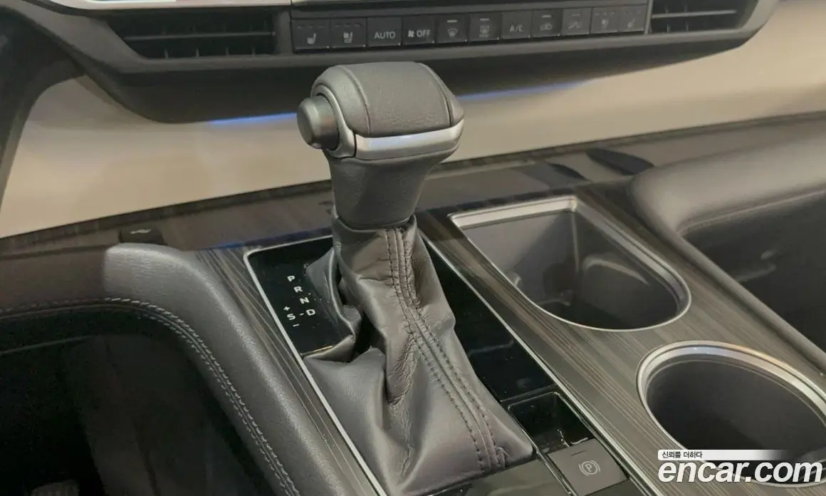 Toyota Sienna 2023 2.5 автомат (вариатор), фото 10