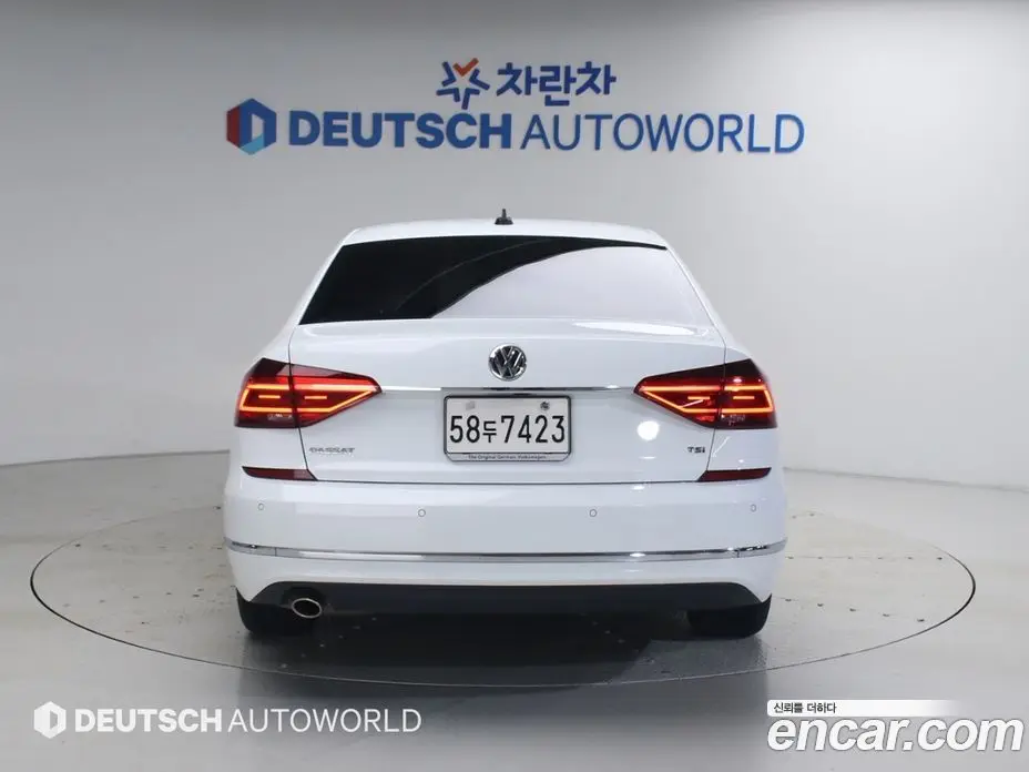Volkswagen Passat 2018 2.0 автомат (гидро), фото 4 Volkswagen Passat 2018 2.0 автомат (гидро), фото 4
