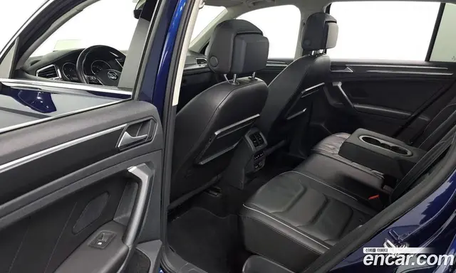 Volkswagen Tiguan 2019 2.0 автомат (гидро), миниатюра 12