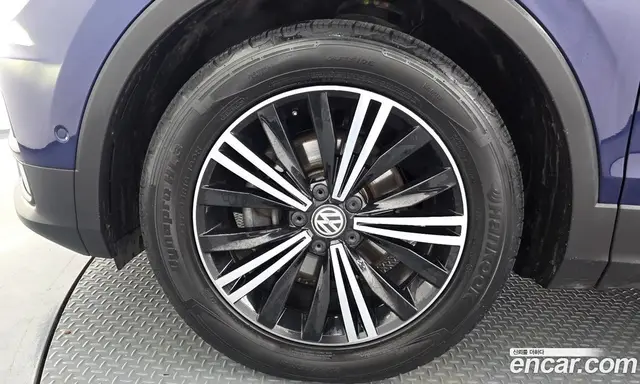 Volkswagen Tiguan 2019 2.0 автомат (гидро), миниатюра 5 Volkswagen Tiguan 2019 2.0 автомат (гидро), миниатюра 5