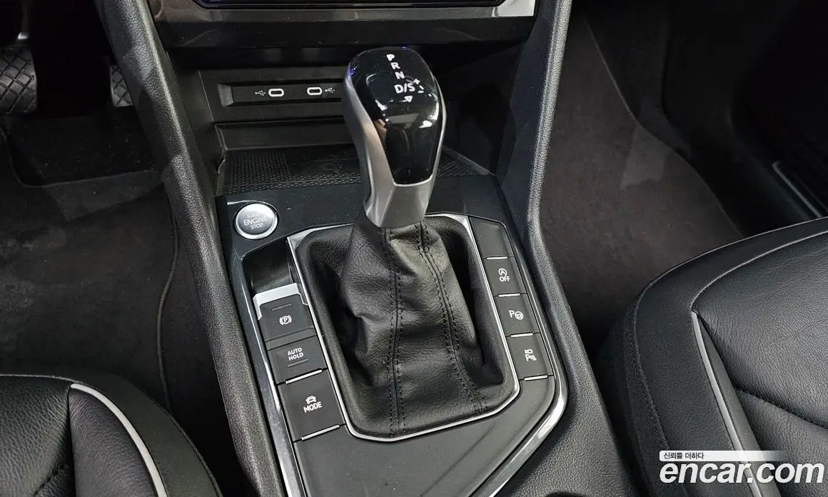 Volkswagen Tiguan 2024 2.0 автомат (гидро), фото 11 Volkswagen Tiguan 2024 2.0 автомат (гидро), фото 11