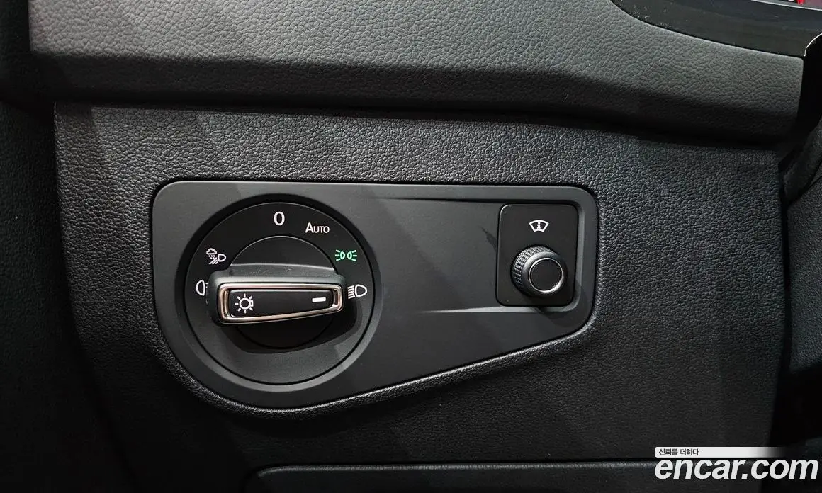 Volkswagen Tiguan 2024 2.0 автомат (гидро), фото 27 Volkswagen Tiguan 2024 2.0 автомат (гидро), фото 27