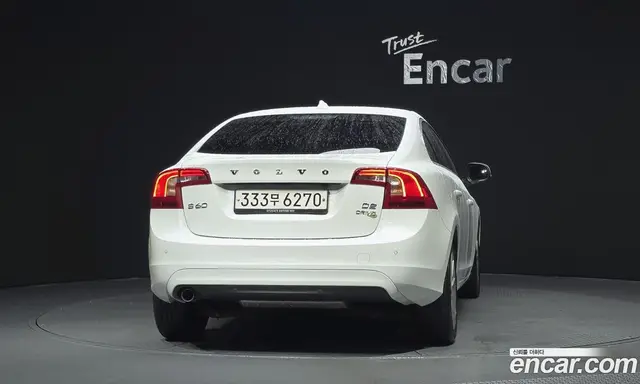 Volvo S60 2015 1.6 автомат (гидро), миниатюра 4 Volvo S60 2015 1.6 автомат (гидро), миниатюра 4