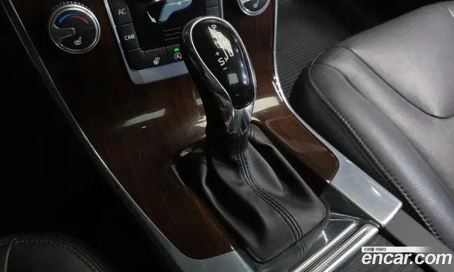 Volvo S60 2016 2.0 автомат (гидро), миниатюра 9 Volvo S60 2016 2.0 автомат (гидро), миниатюра 9