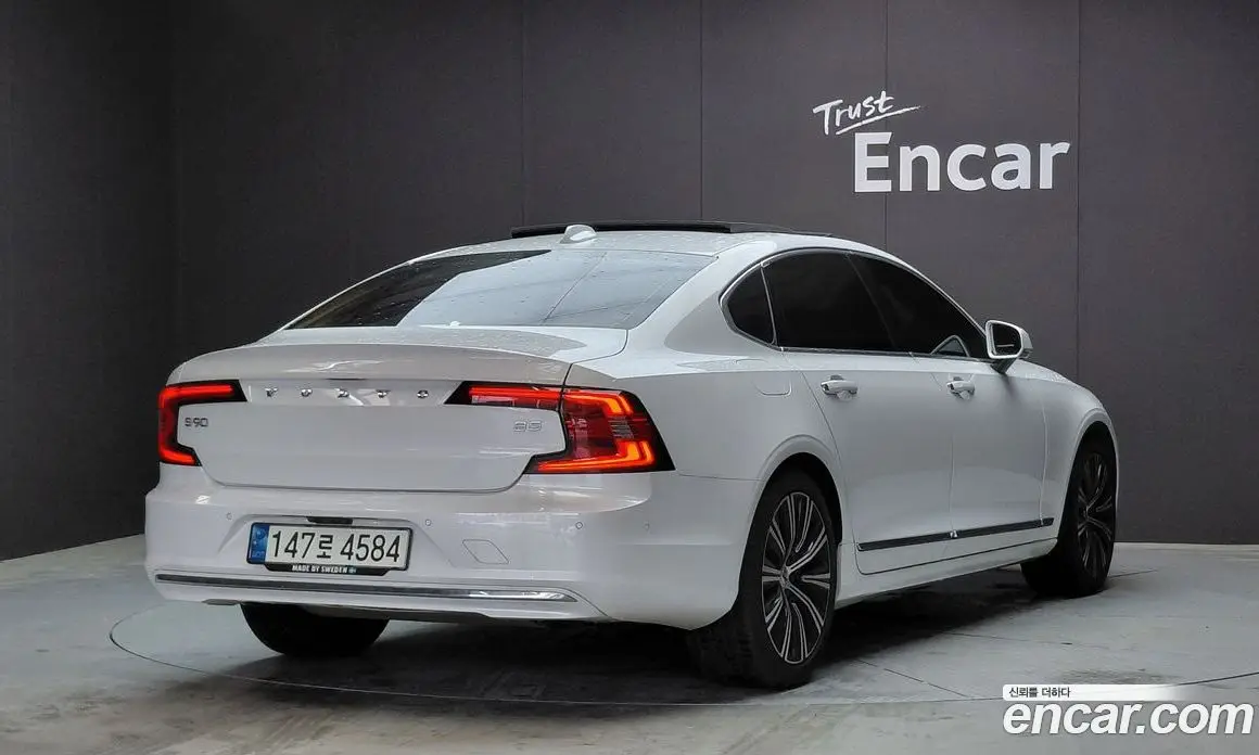 Volvo S90 2021 2.0 автомат (гидро), фото 2 Volvo S90 2021 2.0 автомат (гидро), фото 2