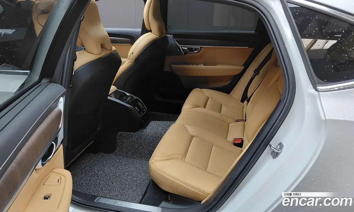 Volvo S90 2021 2.0 автомат (гидро), фото 18 Volvo S90 2021 2.0 автомат (гидро), фото 18