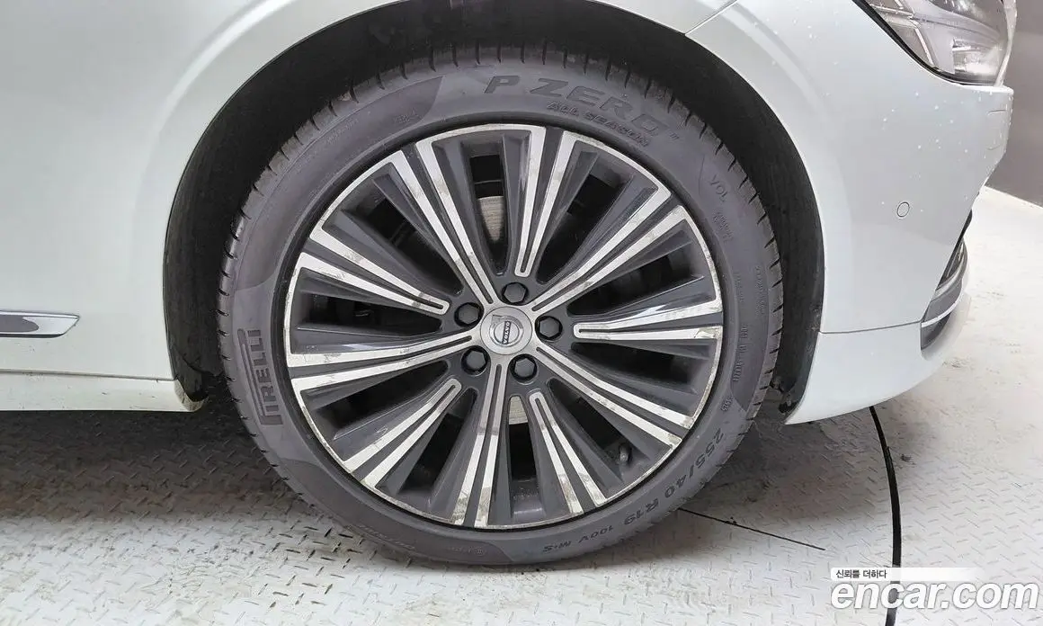 Volvo S90 2021 2.0 автомат (гидро), фото 7 Volvo S90 2021 2.0 автомат (гидро), фото 7