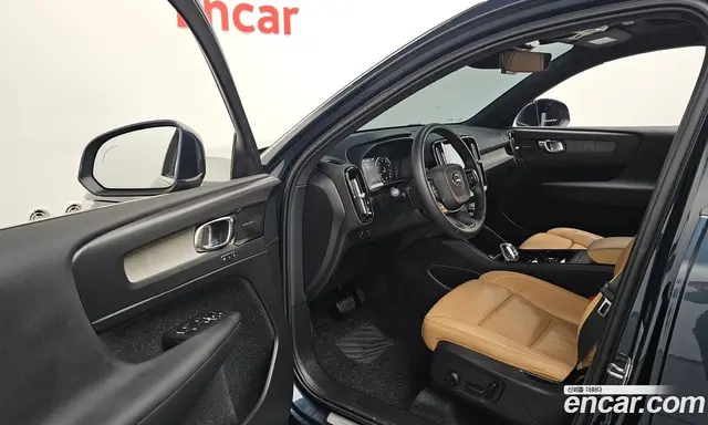 Volvo XC40 2020 2.0 автомат (гидро), миниатюра 12