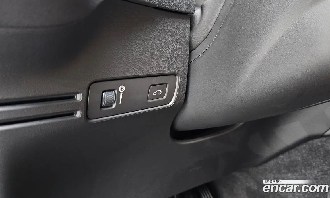 Volvo XC40 2020 2.0 автомат (гидро), фото 19 Volvo XC40 2020 2.0 автомат (гидро), фото 19