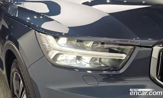 Volvo XC40 2020 2.0 автомат (гидро), миниатюра 7 Volvo XC40 2020 2.0 автомат (гидро), миниатюра 7