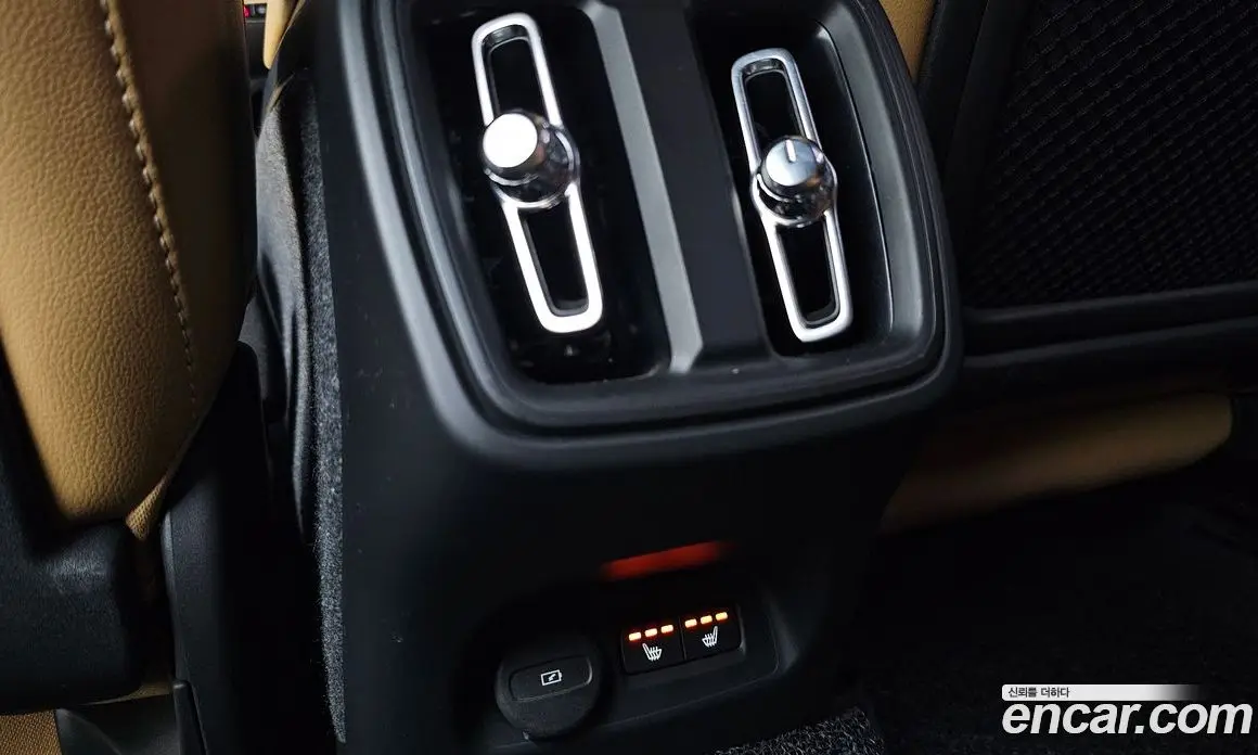 Volvo XC40 2021 2.0 автомат (гидро), фото 25 Volvo XC40 2021 2.0 автомат (гидро), фото 25