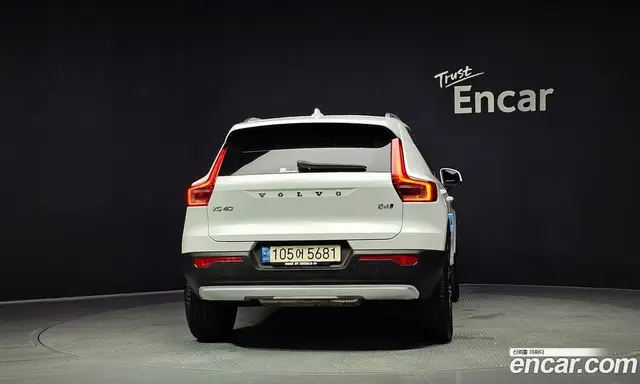 Volvo XC40 2021 2.0 автомат (гидро), миниатюра 4 Volvo XC40 2021 2.0 автомат (гидро), миниатюра 4
