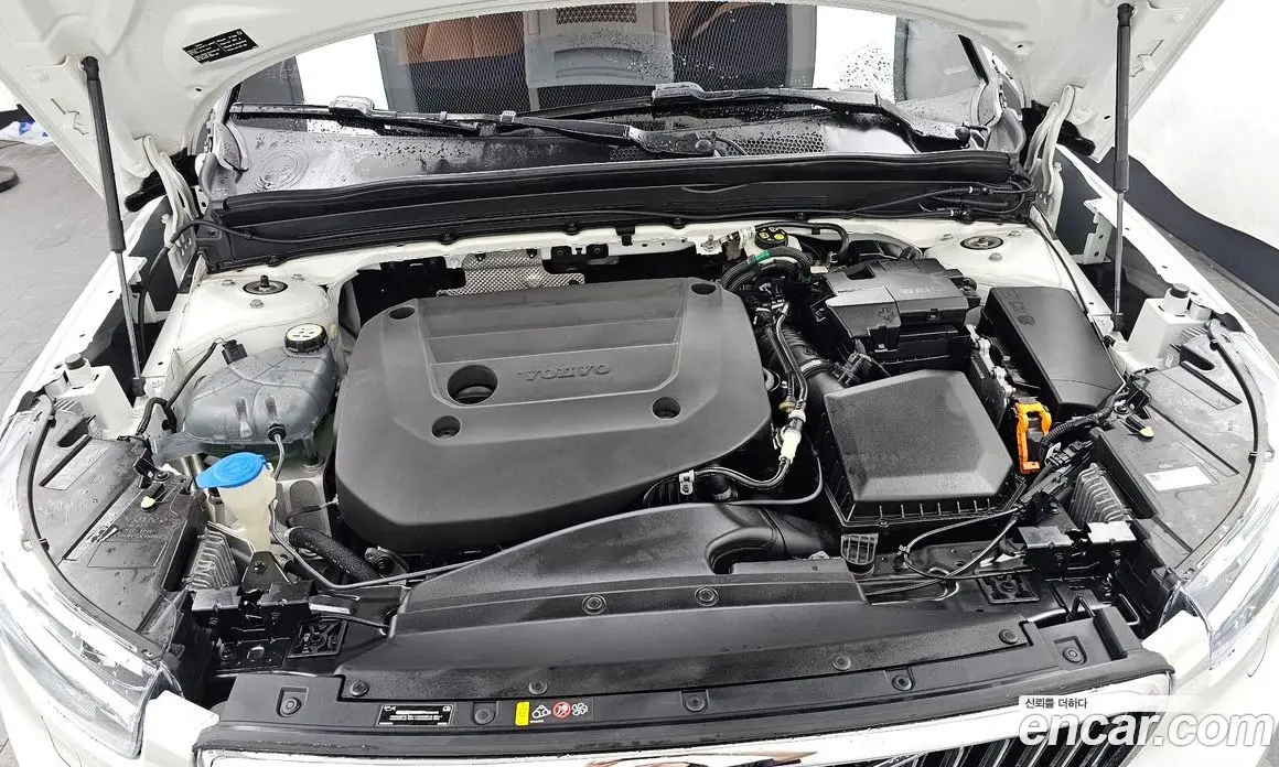 Volvo XC40 2021 2.0 автомат (гидро), фото 6 Volvo XC40 2021 2.0 автомат (гидро), фото 6