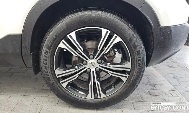 Volvo XC40 2021 2.0 автомат (гидро), миниатюра 7 Volvo XC40 2021 2.0 автомат (гидро), миниатюра 7
