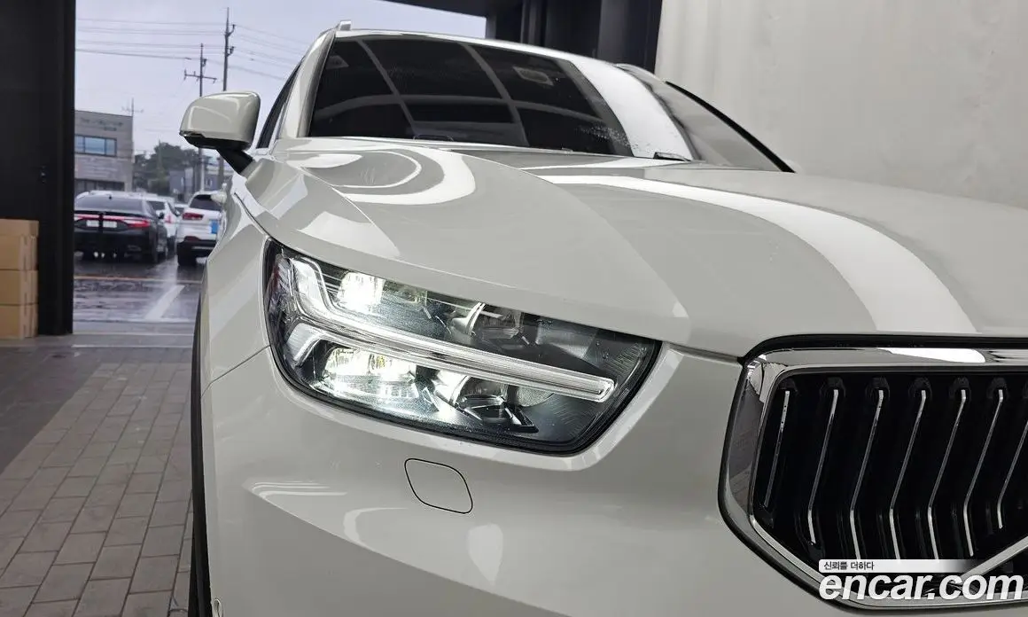 Volvo XC40 2021 2.0 автомат (гидро), фото 8 Volvo XC40 2021 2.0 автомат (гидро), фото 8