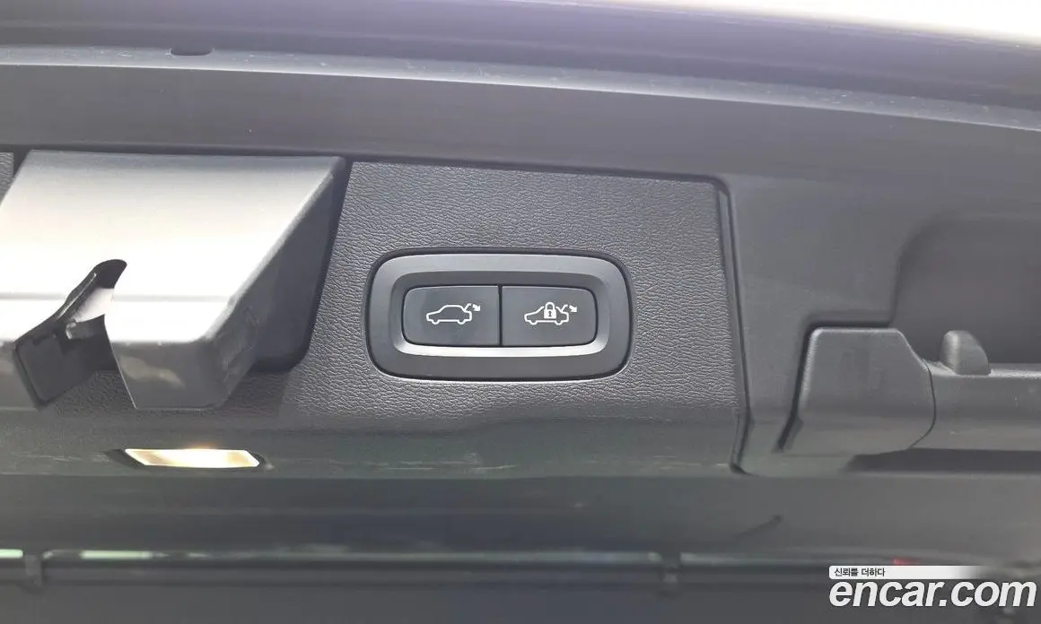 Volvo XC60 2020 2.0 автомат (гидро), фото 31 Volvo XC60 2020 2.0 автомат (гидро), фото 31