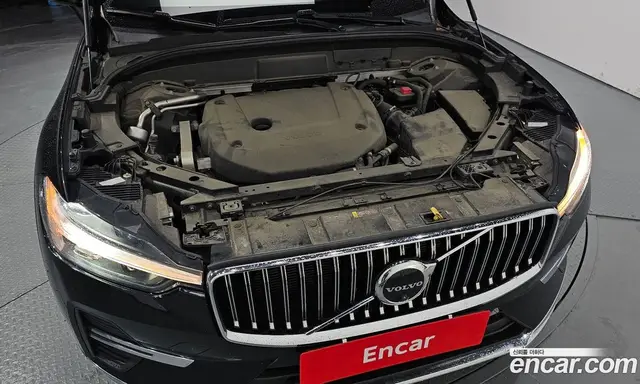Volvo XC60 2022 2.0 автомат (гидро), миниатюра 6