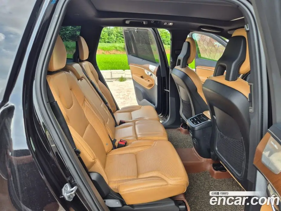 Volvo XC90 2017 2.0 автомат (гидро), фото 16 Volvo XC90 2017 2.0 автомат (гидро), фото 16