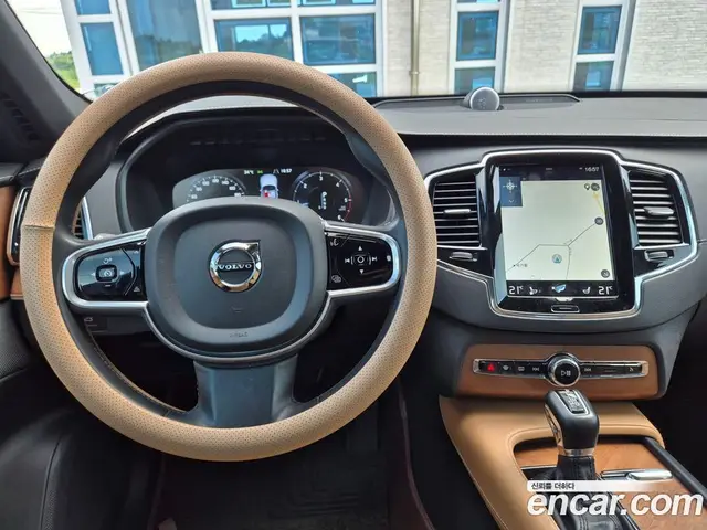 Volvo XC90 2017 2.0 автомат (гидро), миниатюра 9 Volvo XC90 2017 2.0 автомат (гидро), миниатюра 9