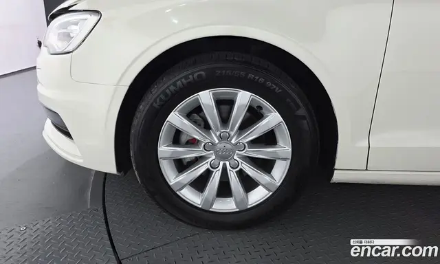 Audi A3 2015 1.6 автомат (гидро), миниатюра 5 Audi A3 2015 1.6 автомат (гидро), миниатюра 5