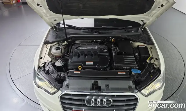 Audi A3 2015 1.6 автомат (гидро), миниатюра 6 Audi A3 2015 1.6 автомат (гидро), миниатюра 6