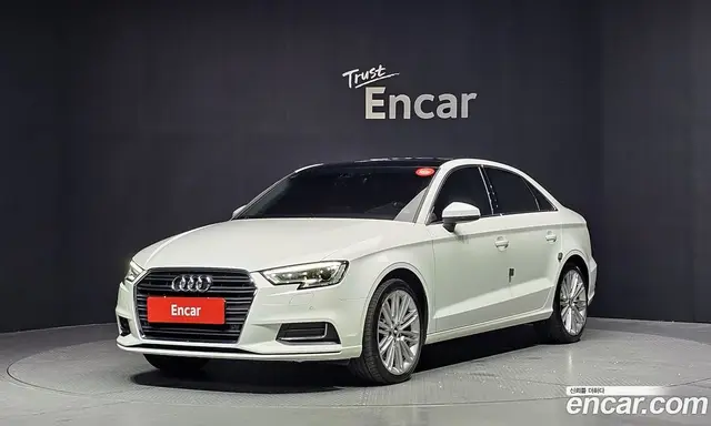 Audi A3 2018 2.0 автомат (гидро), миниатюра 1 Audi A3 2018 2.0 автомат (гидро), миниатюра 1