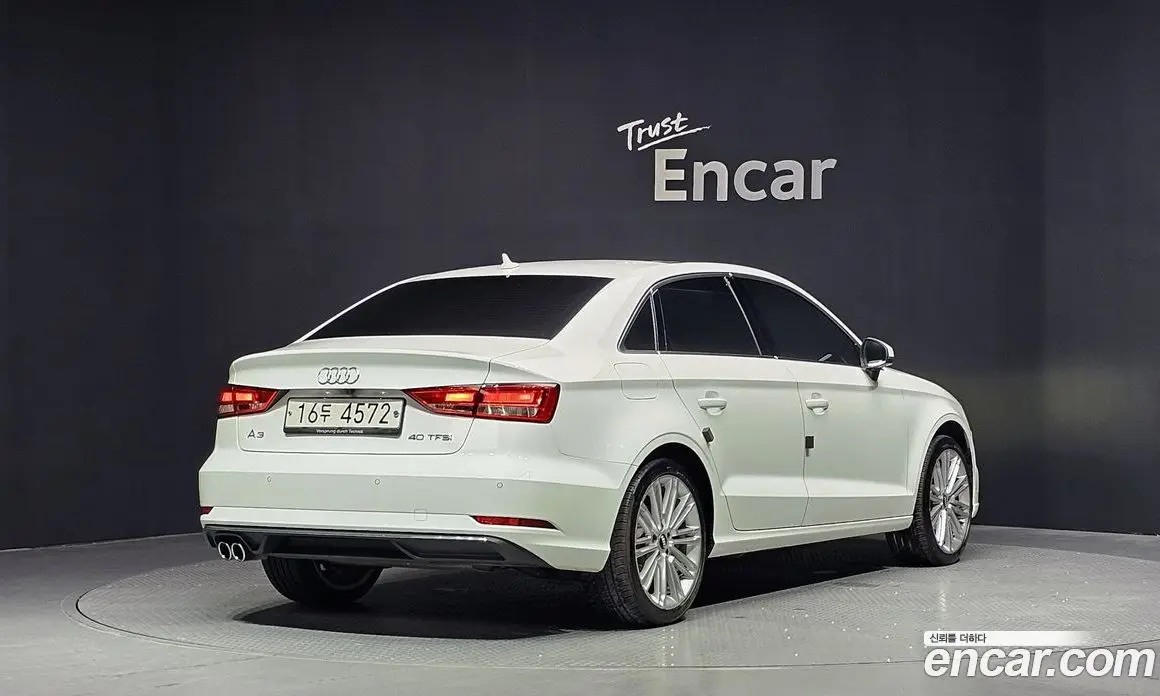Audi A3 2018 2.0 автомат (гидро), фото 2 Audi A3 2018 2.0 автомат (гидро), фото 2