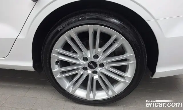 Audi A3 2018 2.0 автомат (гидро), миниатюра 7 Audi A3 2018 2.0 автомат (гидро), миниатюра 7