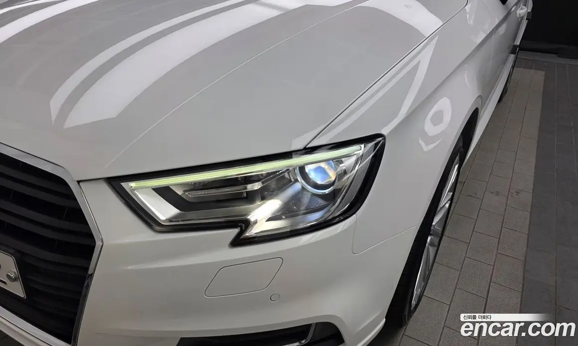 Audi A3 2018 2.0 автомат (гидро), фото 8 Audi A3 2018 2.0 автомат (гидро), фото 8