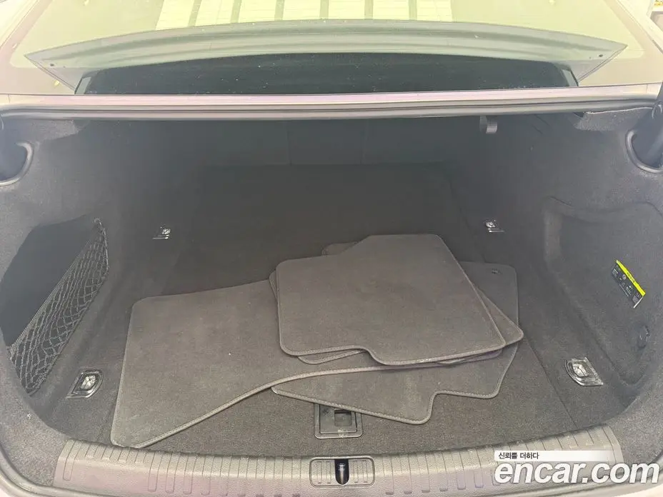 Audi A6 2020 2.0 автомат (гидро), фото 19