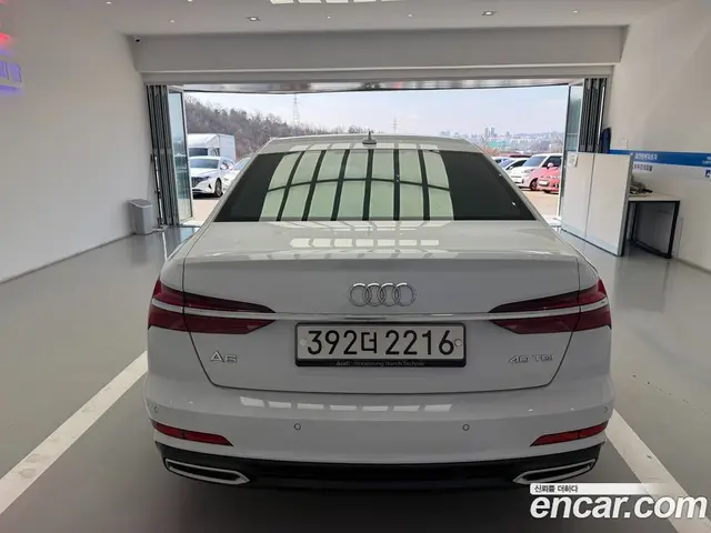 Audi A6 2020 2.0 автомат (гидро), миниатюра 5