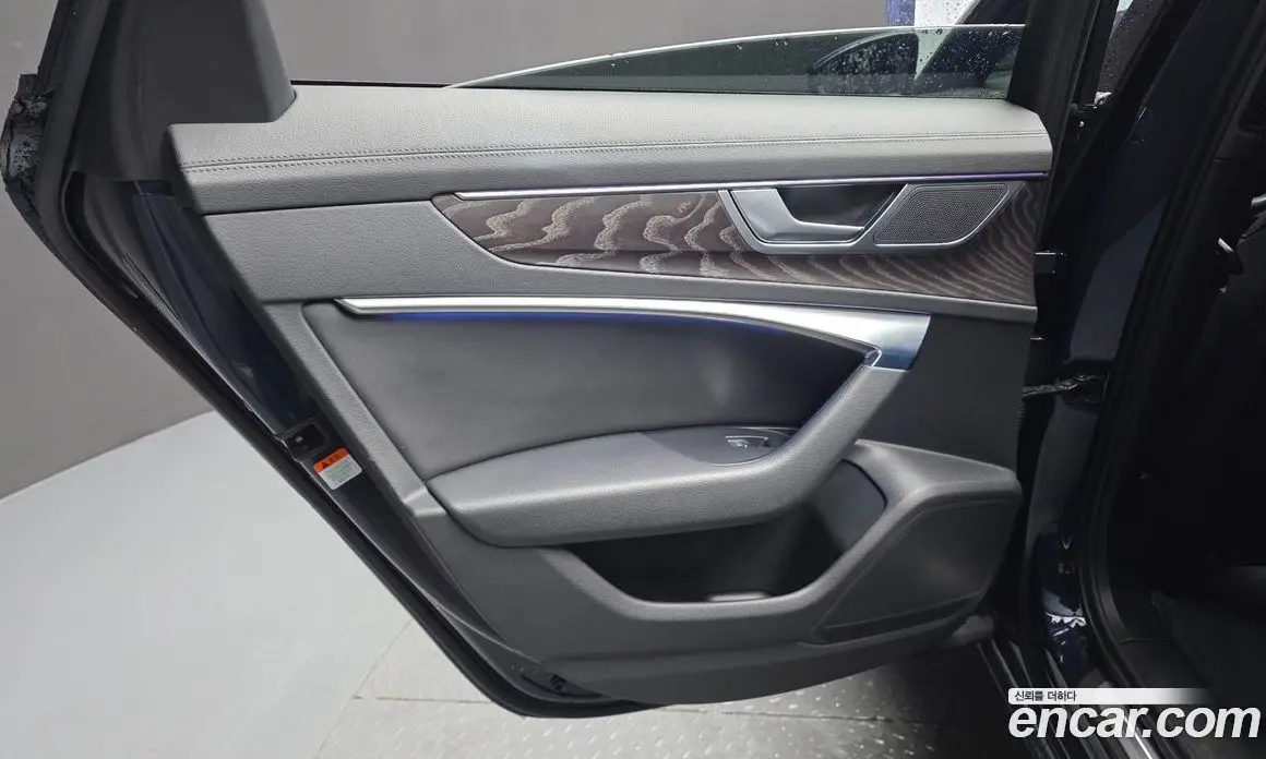 Audi A6 2021 2.0 автомат (гидро), фото 15 Audi A6 2021 2.0 автомат (гидро), фото 15