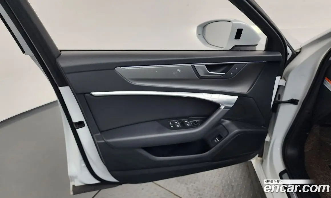 Audi A6 2021 2.0 автомат (гидро), фото 14 Audi A6 2021 2.0 автомат (гидро), фото 14