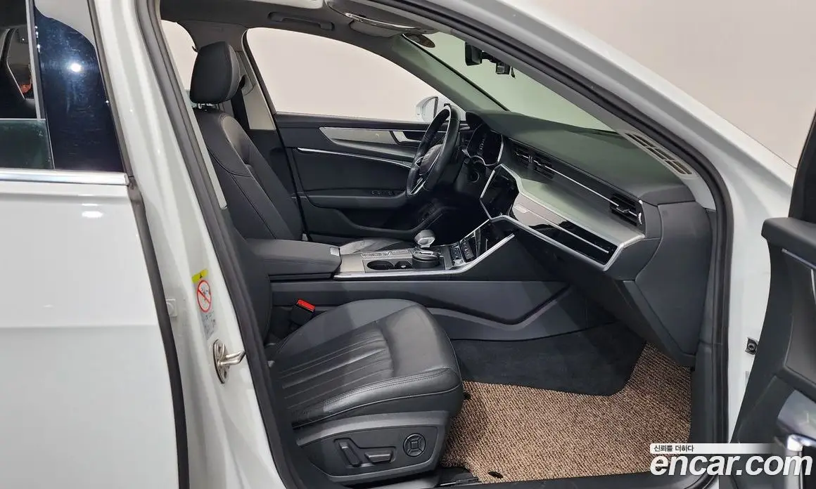 Audi A6 2021 2.0 автомат (гидро), фото 16 Audi A6 2021 2.0 автомат (гидро), фото 16