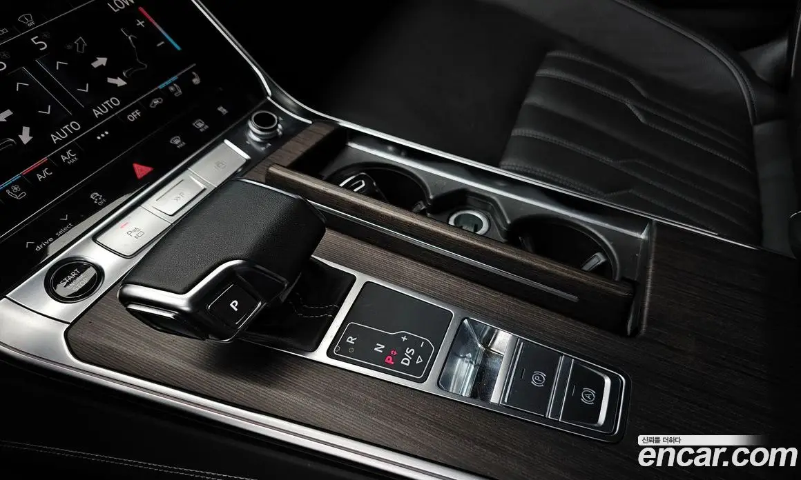 Audi A6 2022 3.0 автомат (гидро), фото 12 Audi A6 2022 3.0 автомат (гидро), фото 12