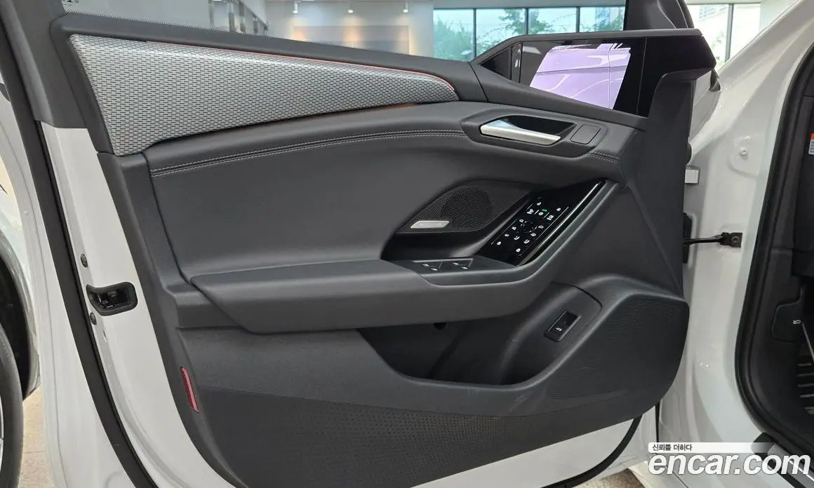 Audi A6 e-tron 2025 автомат (гидро), фото 15 Audi A6 e-tron 2025 автомат (гидро), фото 15
