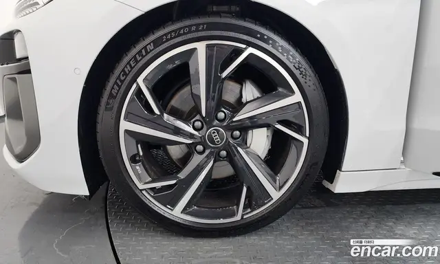 Audi A6 e-tron 2025 0.2 автомат (гидро), миниатюра 5 Audi A6 e-tron 2025 0.2 автомат (гидро), миниатюра 5