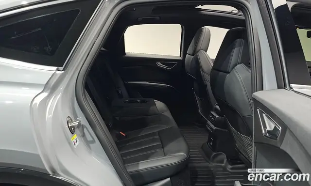 Audi Q4 e-tron 2025 0.2 автомат (гидро), миниатюра 11 Audi Q4 e-tron 2025 0.2 автомат (гидро), миниатюра 11
