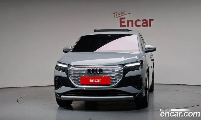 Audi Q4 e-tron 2025 0.2 автомат (гидро), миниатюра 3 Audi Q4 e-tron 2025 0.2 автомат (гидро), миниатюра 3