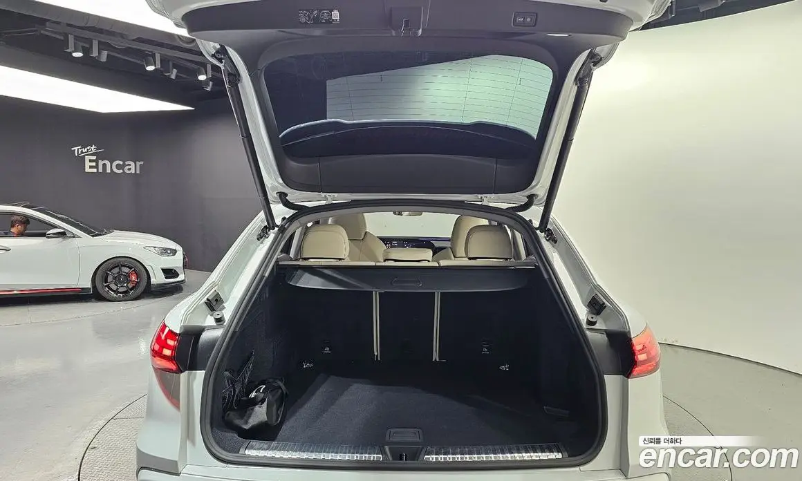 Audi Q5 2025 2.0 автомат (гидро), фото 20 Audi Q5 2025 2.0 автомат (гидро), фото 20