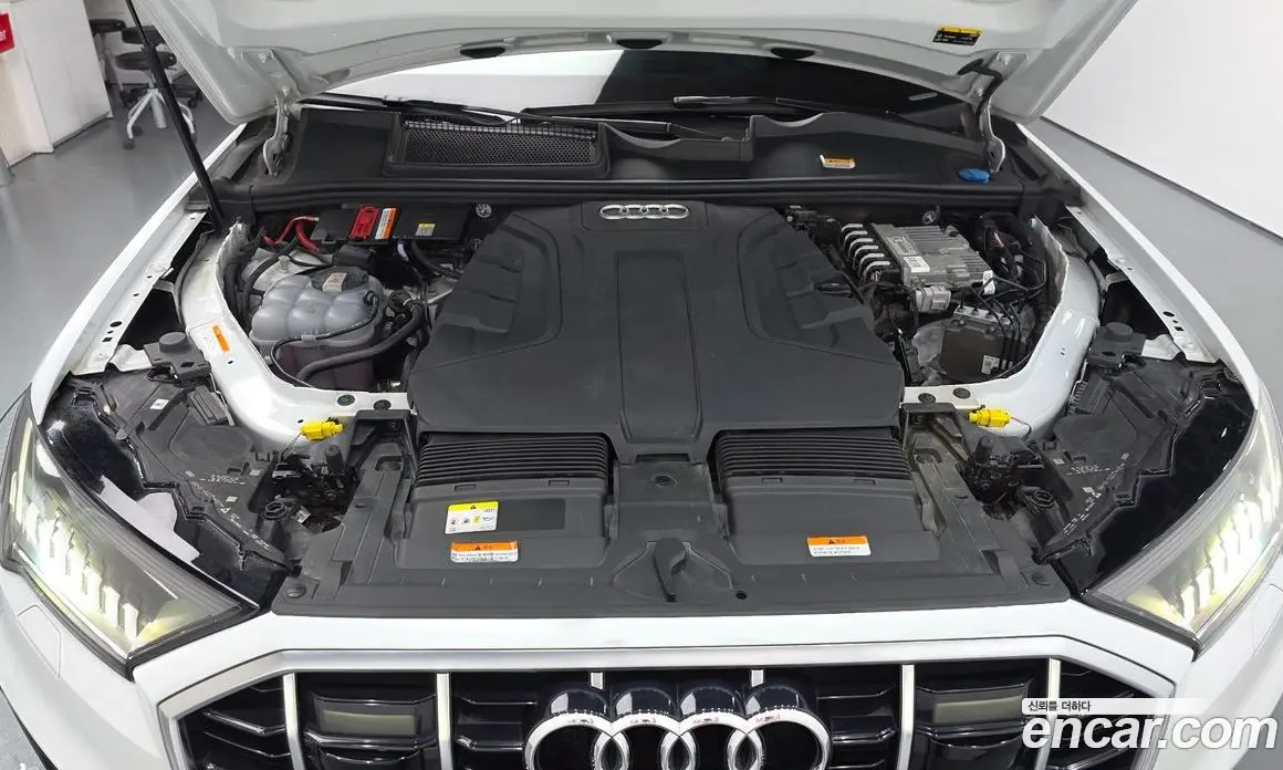 Audi Q7 2022 3.0 автомат (гидро), фото 6
