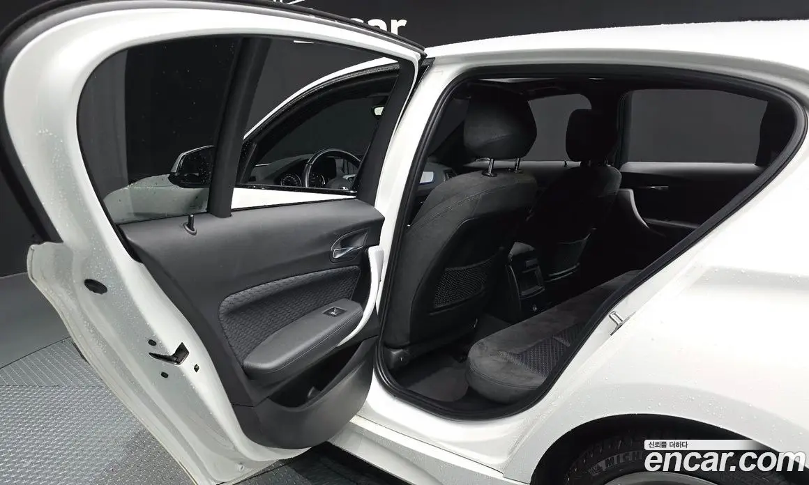 BMW 1 серия 2017 2.0 автомат (гидро), фото 16 BMW 1 серия 2017 2.0 автомат (гидро), фото 16