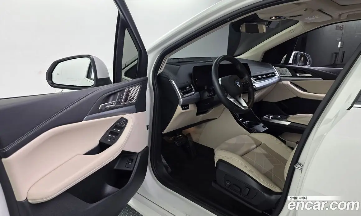 BMW 2 серия 2025 2.0 автомат (гидро), фото 13 BMW 2 серия 2025 2.0 автомат (гидро), фото 13